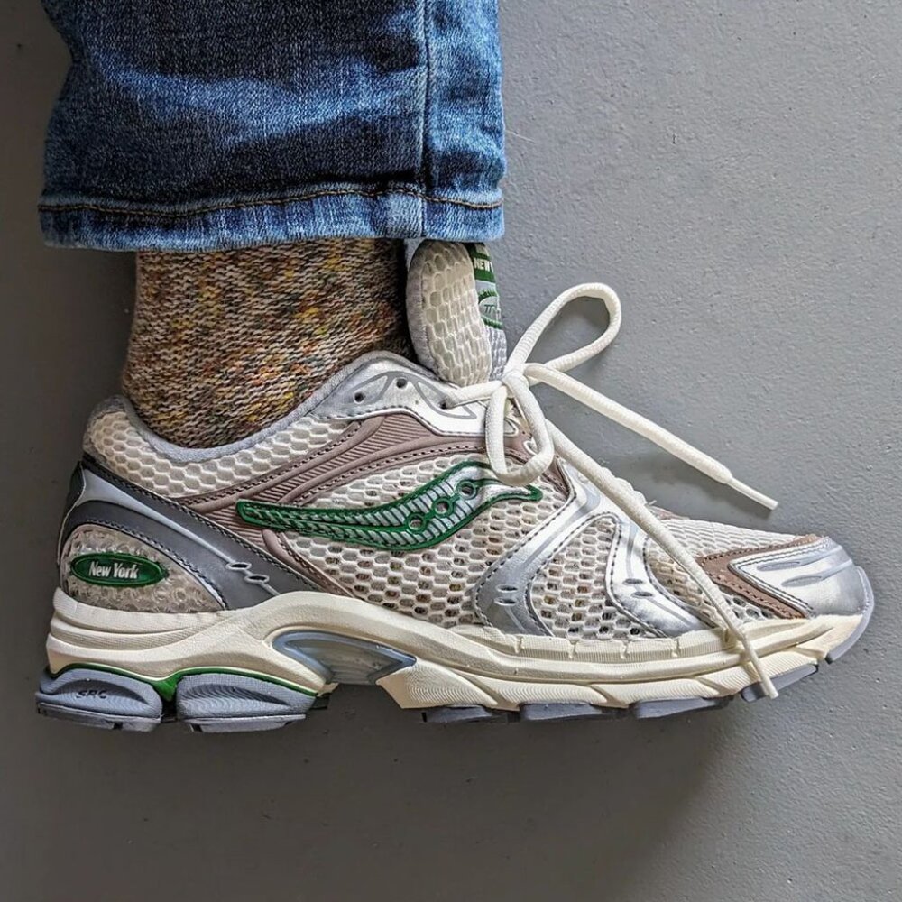 Saucony ProGrid Triumph 4 Minted NY White/Silver/Green